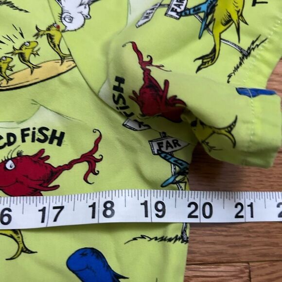 Dr. Seuss One Fish Two Fish Scrub Top - Picture 2 of 3